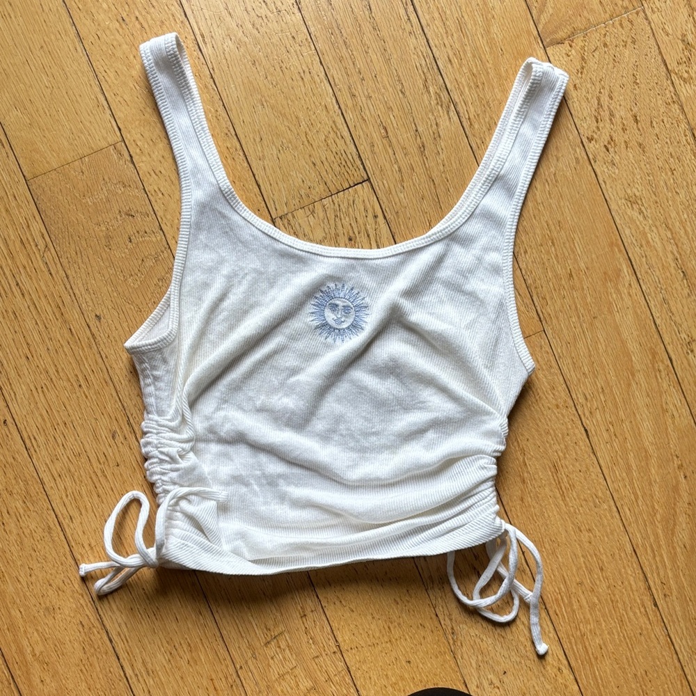 White hollister scrunch tank top